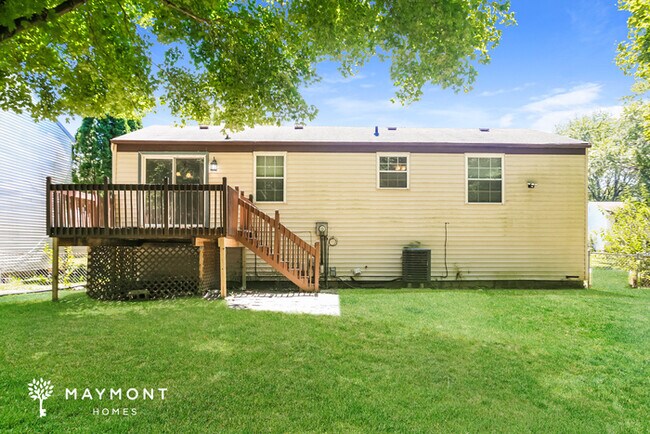 Building Photo - Lovely 3 Bedroom in Indianapolis