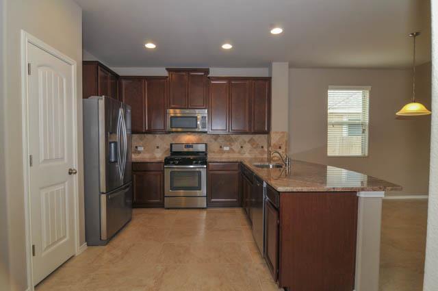 Building Photo - 277 Wincliff Dr