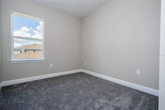 Building Photo - 16350 Hamlin Vw St