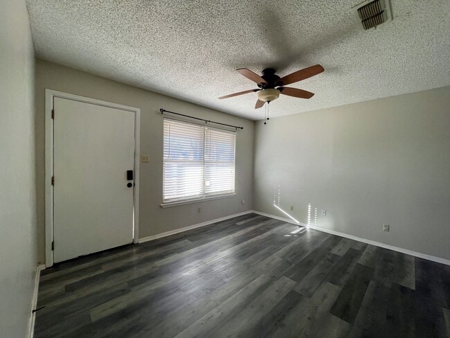 Building Photo - Your Dream Duplex Awaits in Charming Snyder!