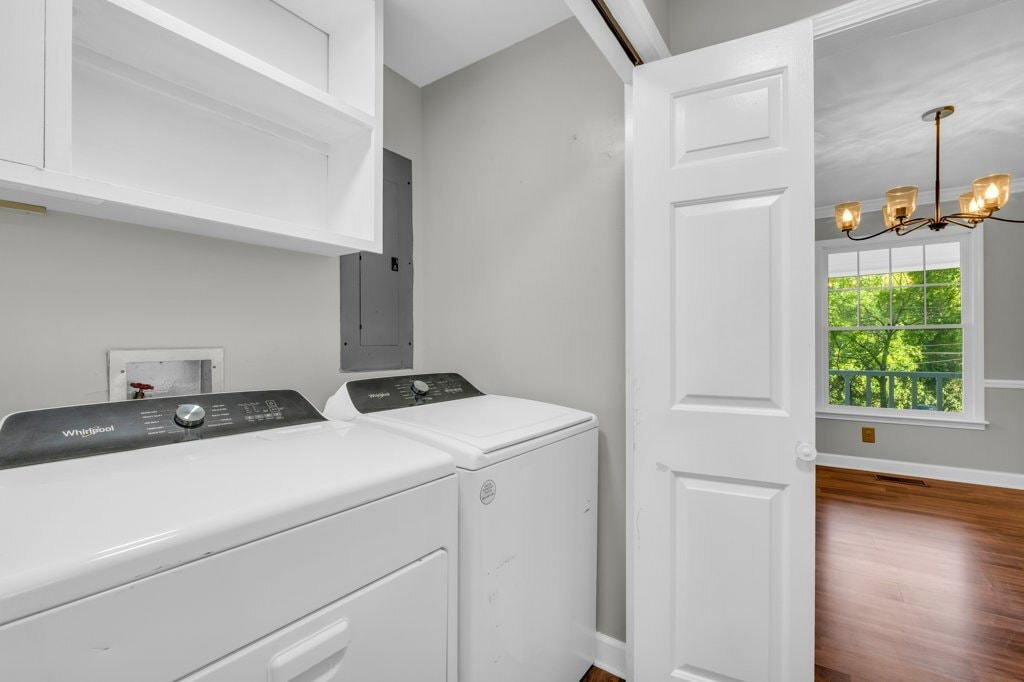 Building Photo - 1609 Chickasaw Dr