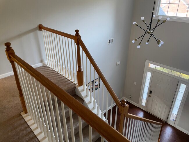 Building Photo - 2096 Fairport Way