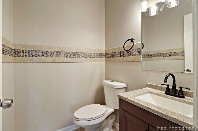 Building Photo - 2336 Old Kings Ct