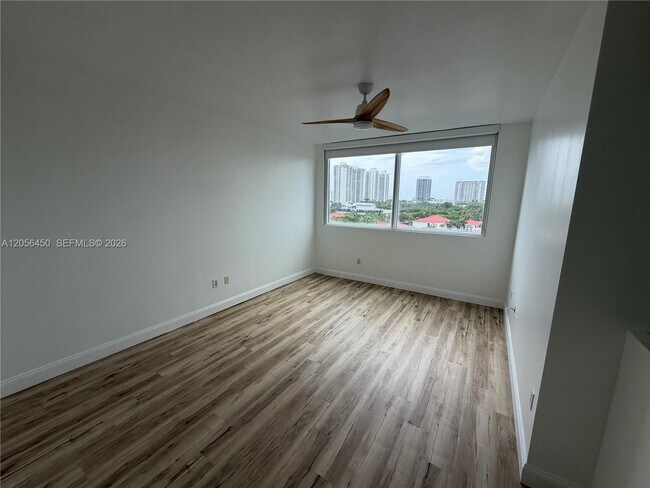 Building Photo - 3000 NE 188th St