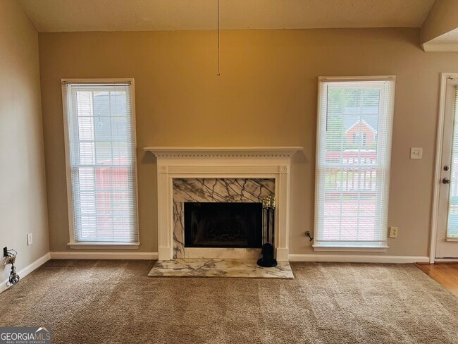 Building Photo - 155 Woodstream Wy