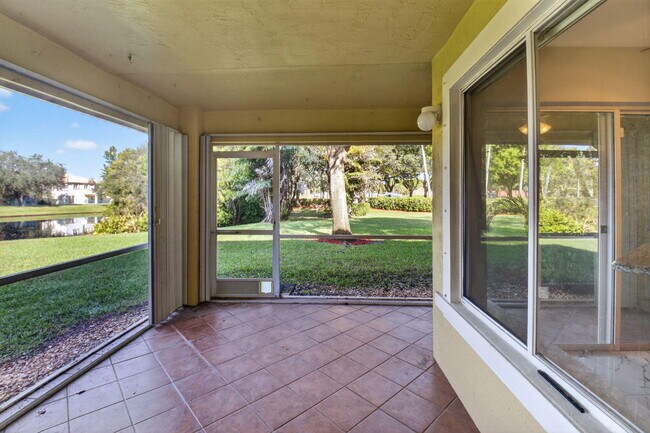 Building Photo - 1728 Arezzo Cir