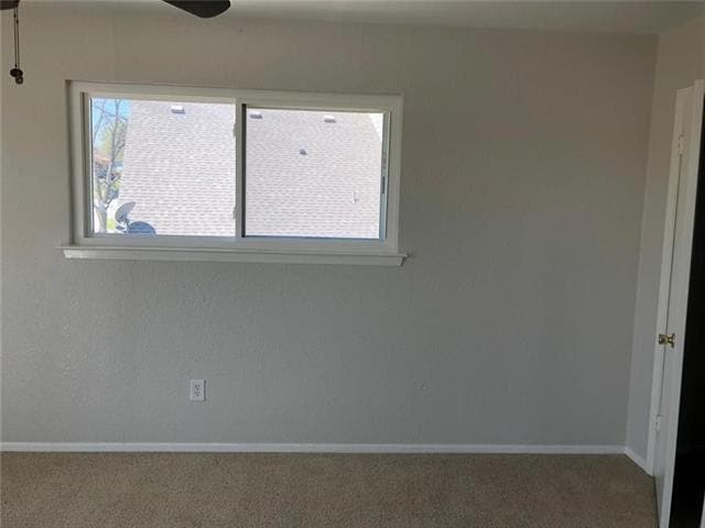 Building Photo - 405 Peninsula Dr