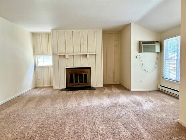 Building Photo - 1604 Holly Stream Ct