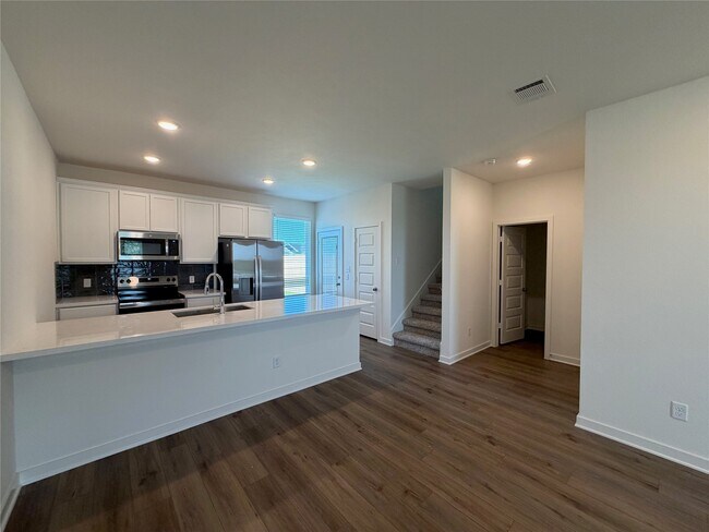 Building Photo - 10661 Berry Br Ln