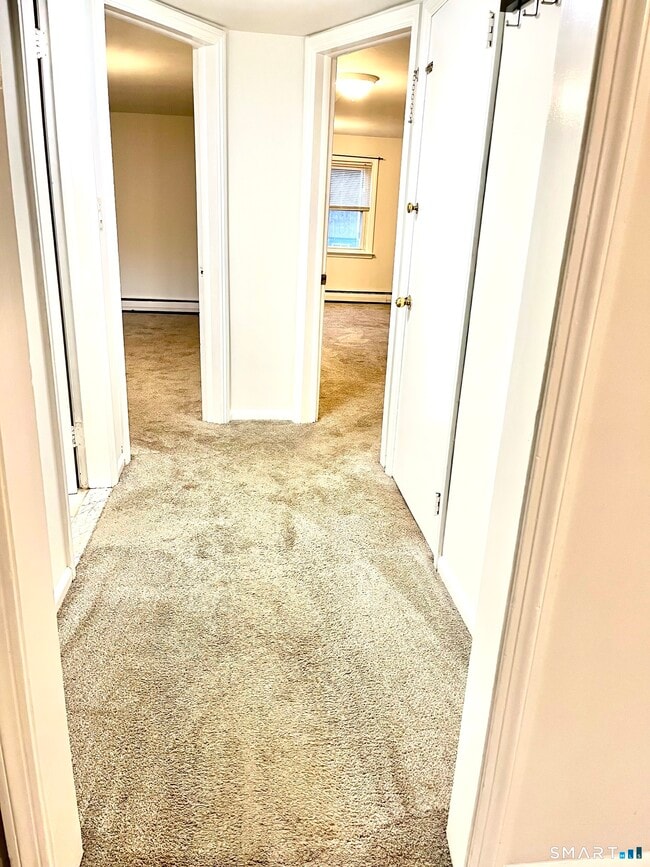 Building Photo - 657 Naugatuck Ave