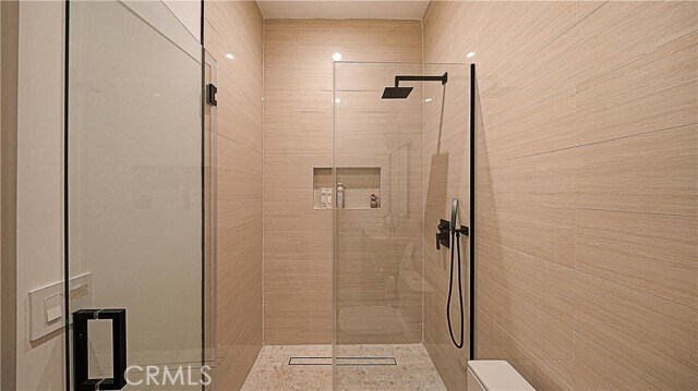 Building Photo - 8840 Ashcroft Ave