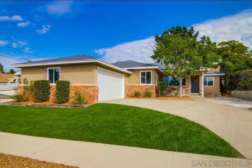 Building Photo - 6625 Estrella Ave