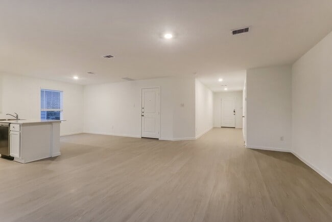 Building Photo - 15254 Abella Dr