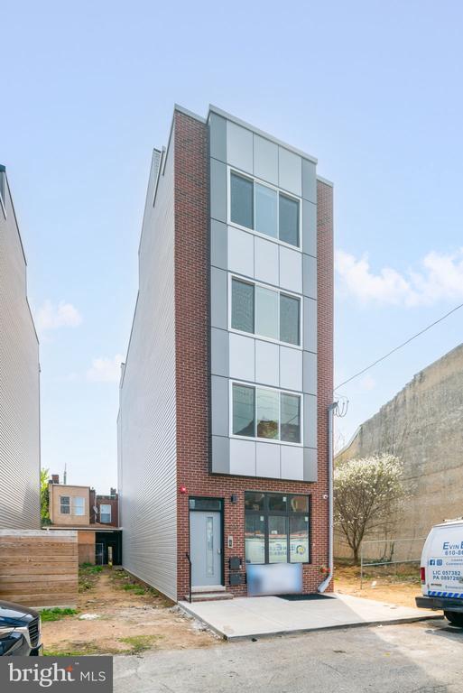 Building Photo - 1443 N 8th St