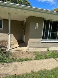 Building Photo - 621 Bonnycastle Ave