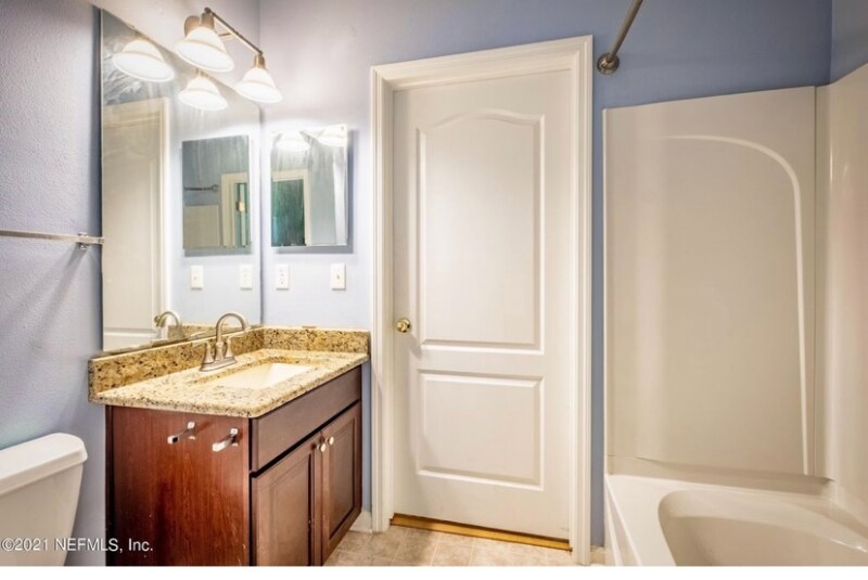 Building Photo - 12228 Black Walnut Ct