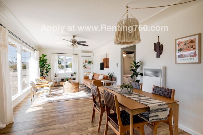 Building Photo - Lovely 3 Bed Home With Solar Panels!