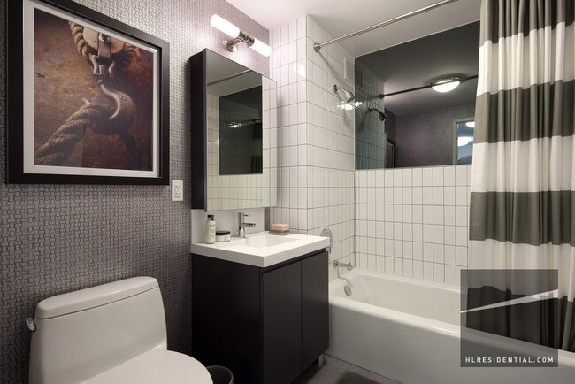 Building Photo - 214 50th Ave