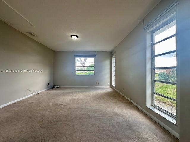 Building Photo - 8793 Warwick Dr