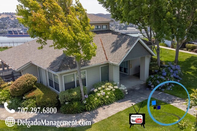 Building Photo - Glen Cove! Large one bedroom