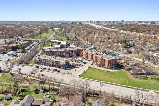 Building Photo - 3501 Wellington Ct