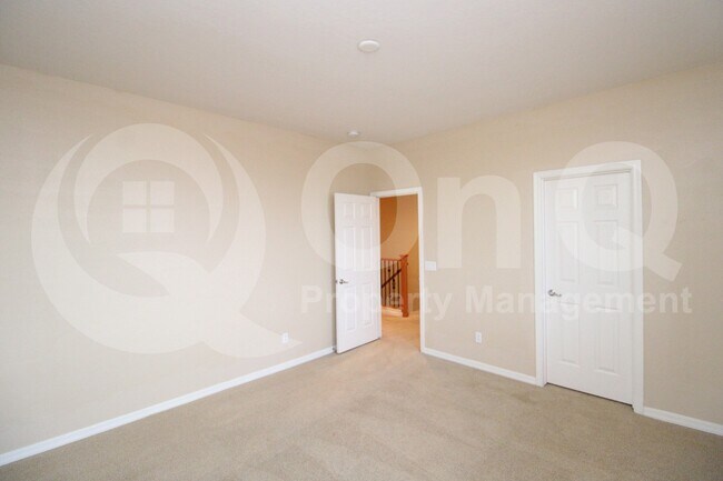 Building Photo - 3951 E Ravenswood Dr