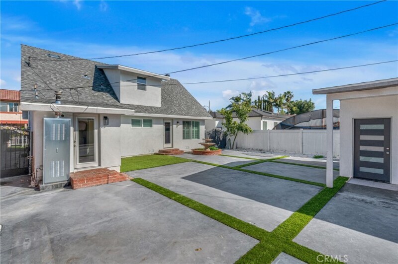 Building Photo - 6261 Homewood Ave