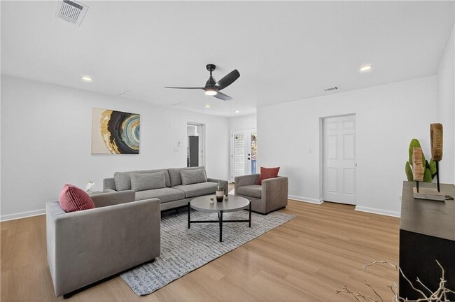 Building Photo - 2967 Flat Shoals Rd