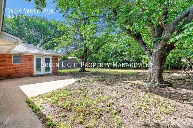 Building Photo - 3405 Wren Ave