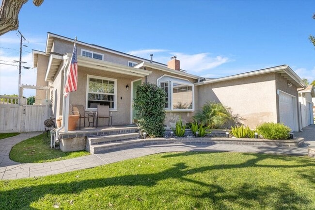 Building Photo - Beautiful & Spacious South Torrance Home