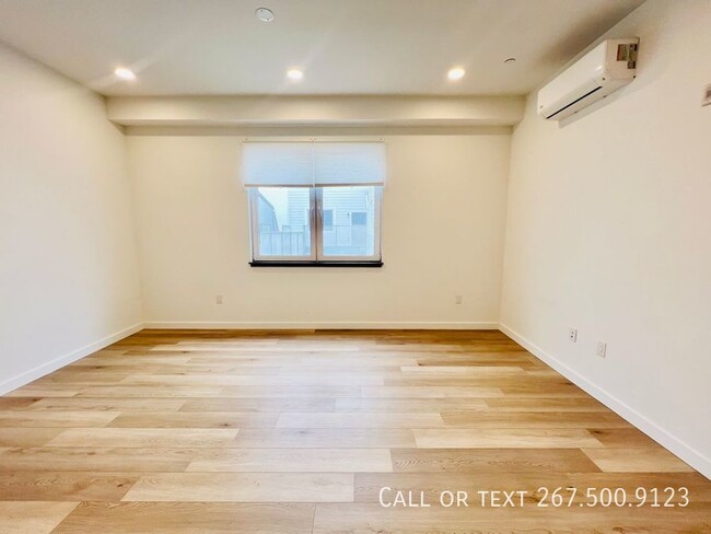 Building Photo - Gorgeous unit with W/D! Schedule your tour...