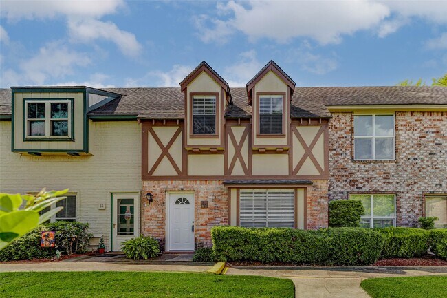 Building Photo - 14719 Barryknoll Ln