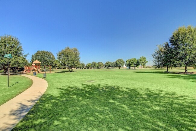 Building Photo - 9914 Slover Creek Ln