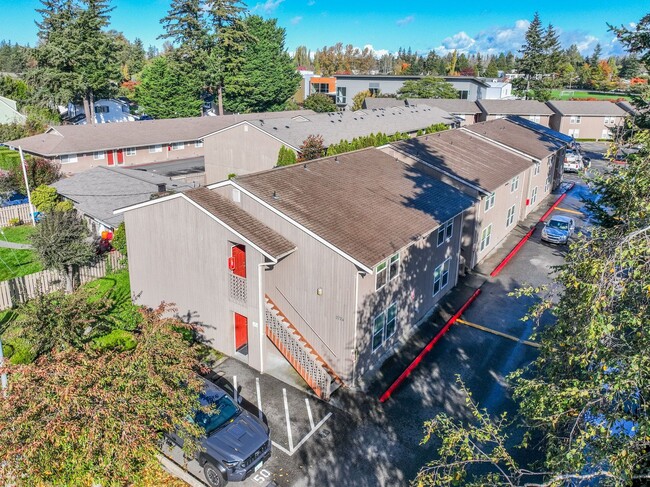 Primary Photo - Glacier Park Apartments
