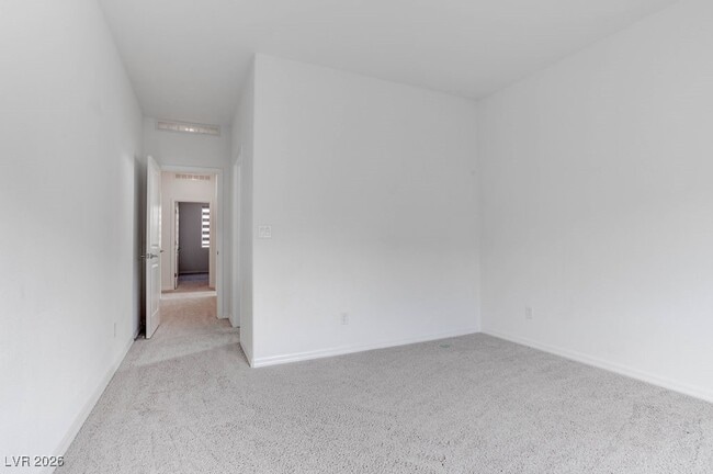 Building Photo - 10269 Lofty Knl St