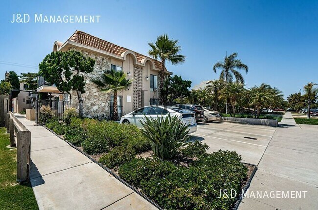 Building Photo - 4620 Hawley Blvd