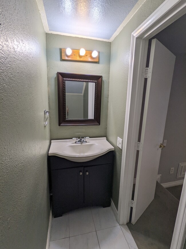 Building Photo - 7962 Mission Center Ct