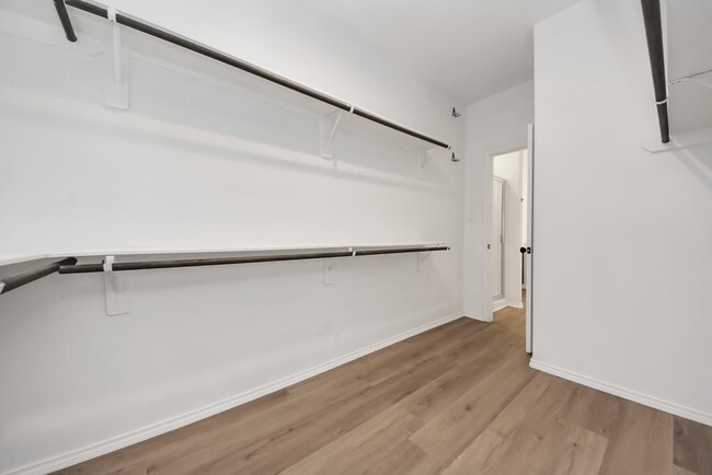 Building Photo - 20914 Iris Bloom St