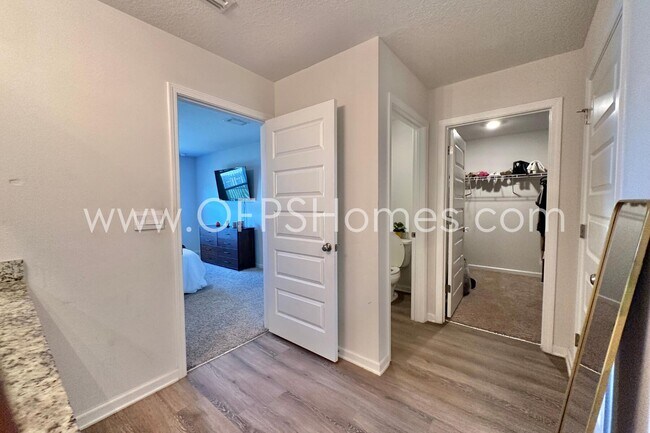 Building Photo - 4659 Honor Guard Wy