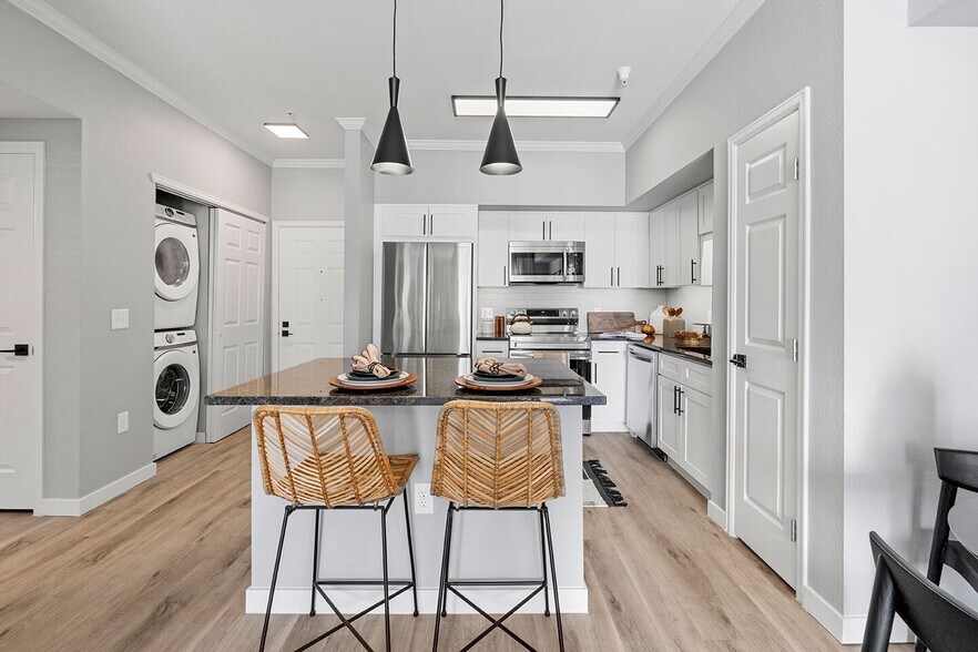 Cortland Congress Park - 901 Colorado Blvd Denver CO 80206 | Apartment ...