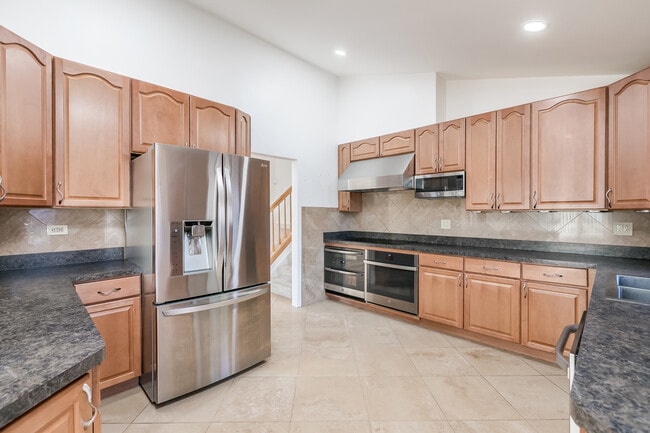 Building Photo - 8606 Lillibet Terrace