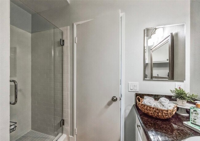 Building Photo - 30902 Clubhouse Drive Unit 22E