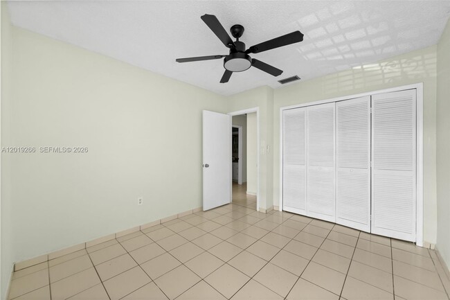 Building Photo - 13 SW 97th Pl