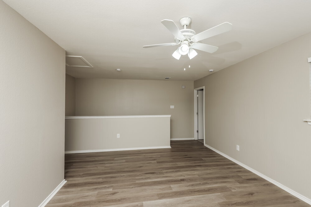 Building Photo - 1148 Tomahawk Dr