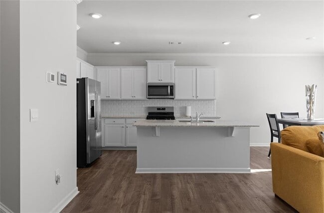 Building Photo - 2203 Blue Monarch Dr