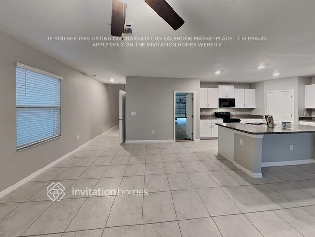 Building Photo - 7117 King Crk Dr