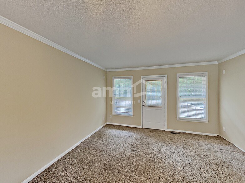 Building Photo - 20 Wisteria Woods