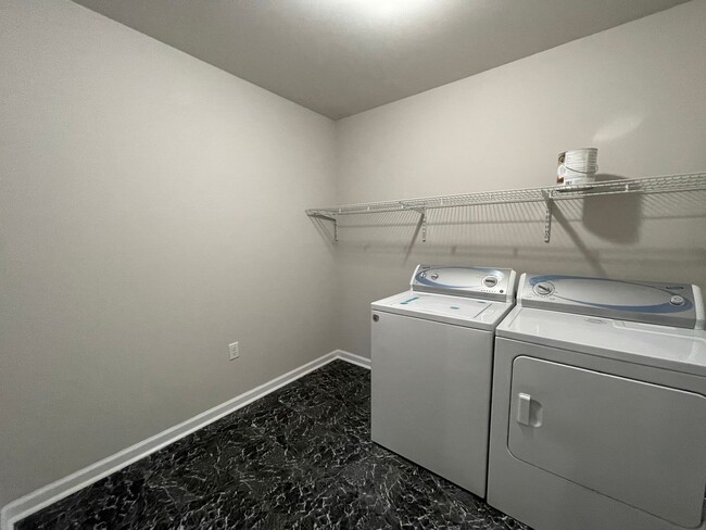 Building Photo - South Hill Rancher For Rent
