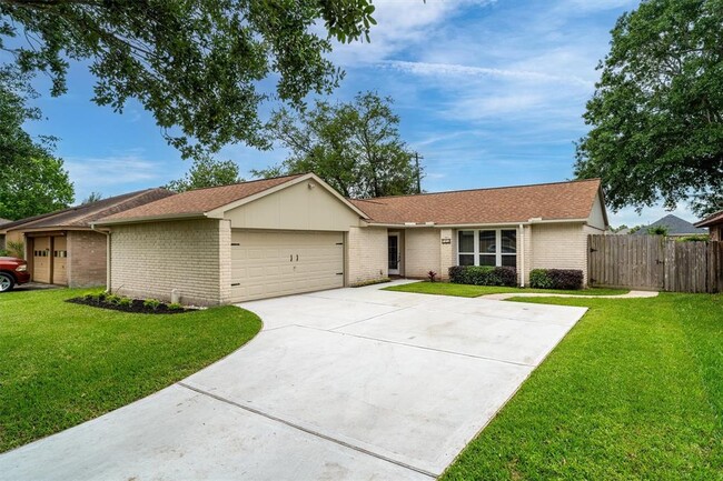 Primary Photo - 217 Glen Haven Dr