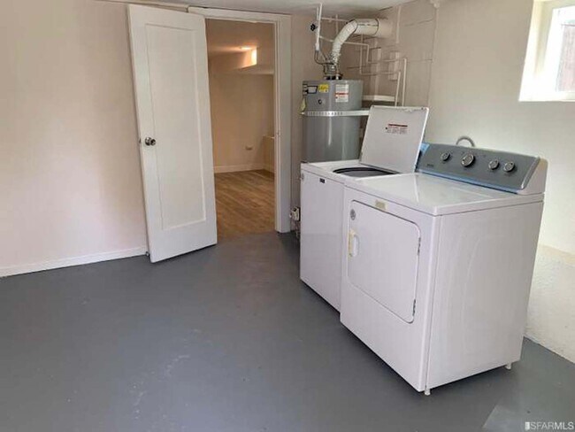 Building Photo - 676 19th St